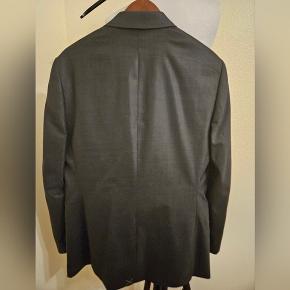 Express Two Piece Men's Business Suit - Picture 2 of 8